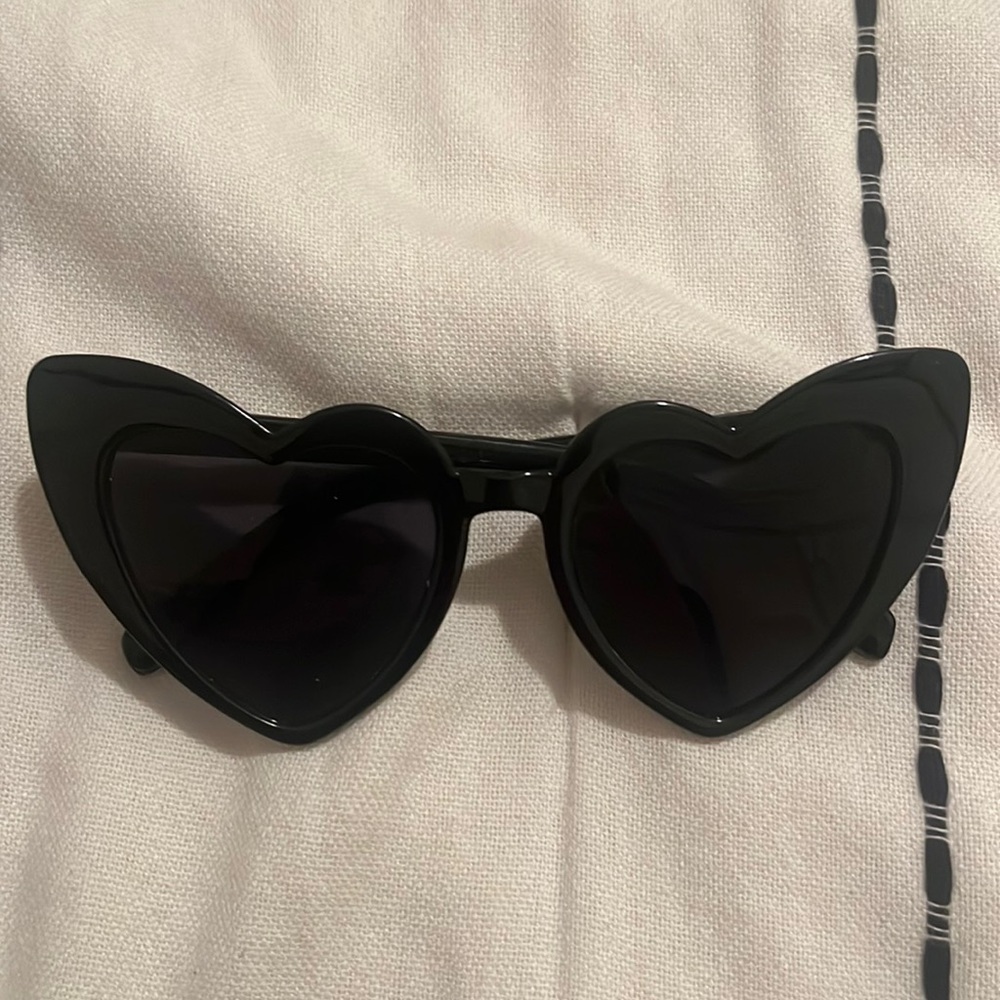 Black sunglasses